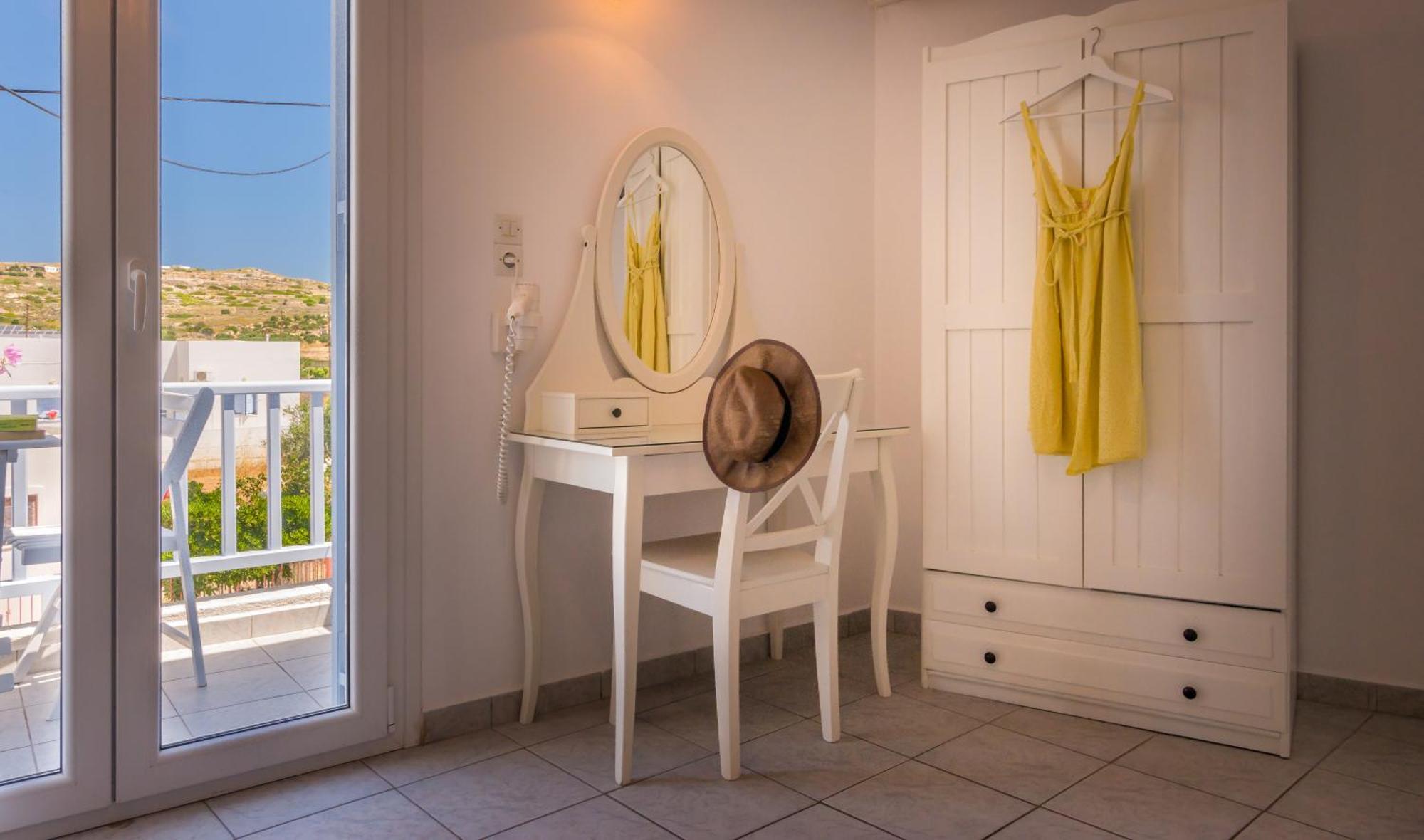 Aeolis Hotel Адамас Екстер'єр фото