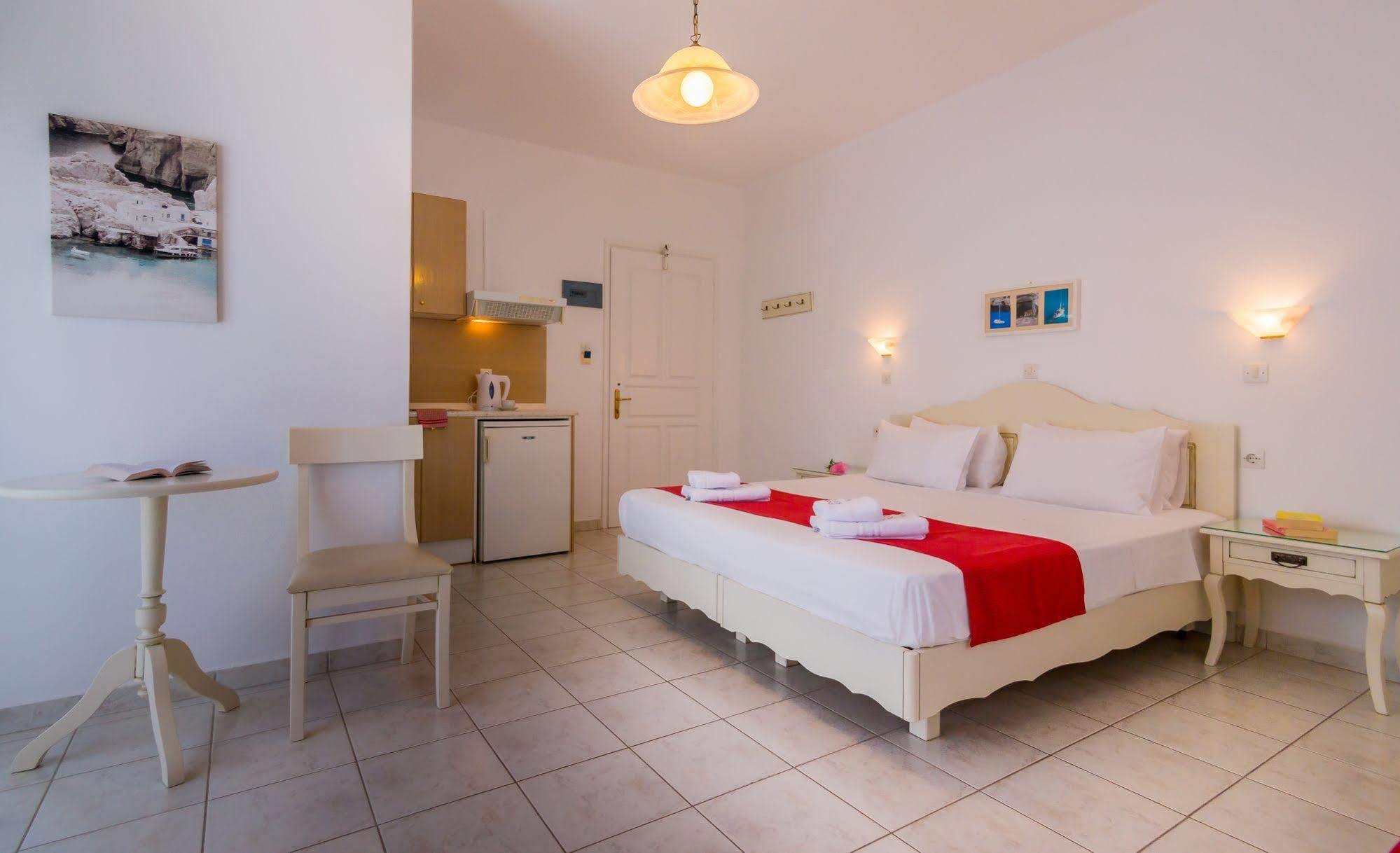 Aeolis Hotel Адамас Екстер'єр фото
